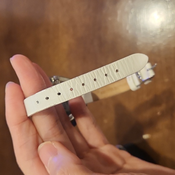 Lacoste pink watch - Picture 5 of 6